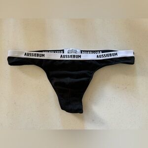 NWT AUSSIEBUM THONG SIZE L